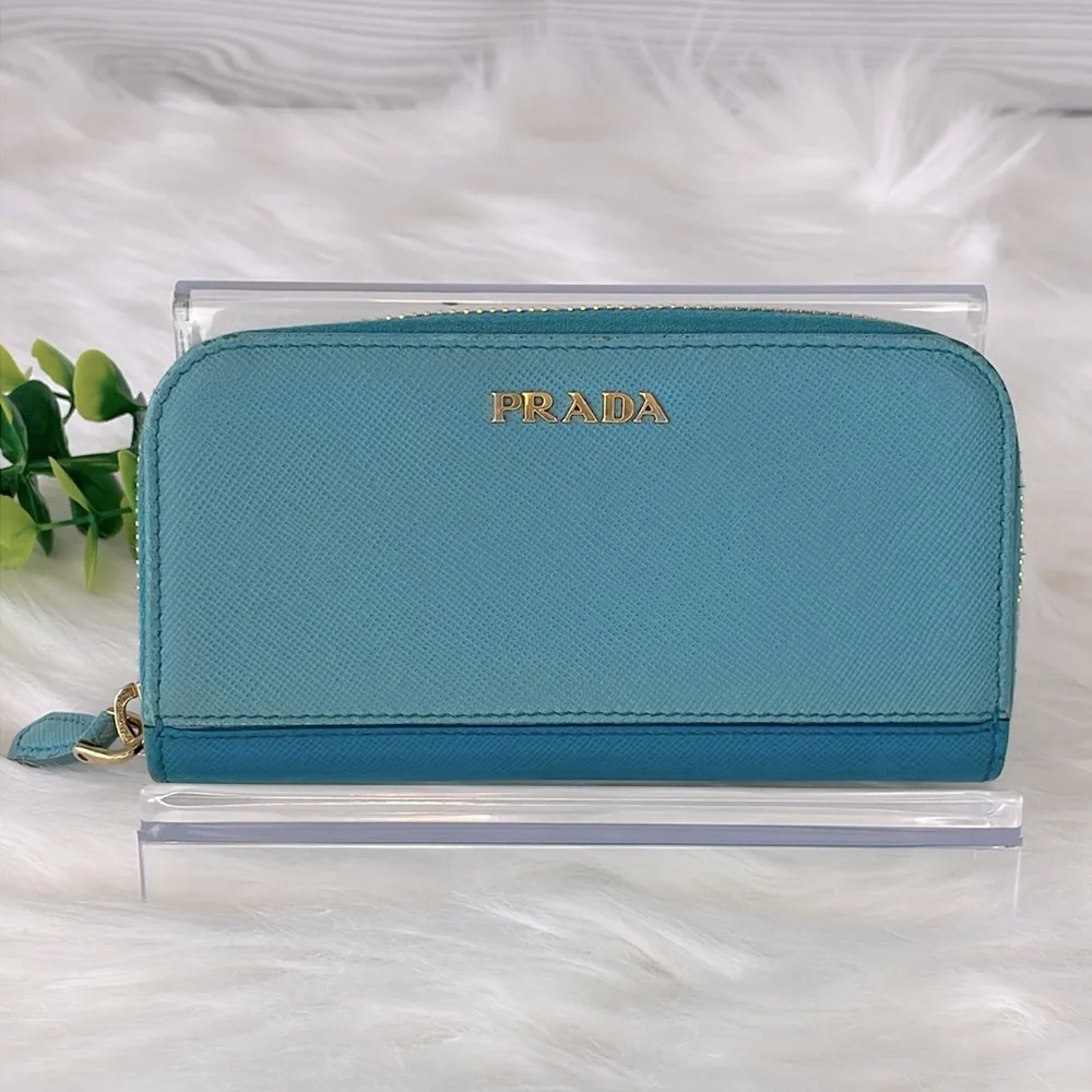 Prada Saffiano Zippy‎ Key/Card Holder